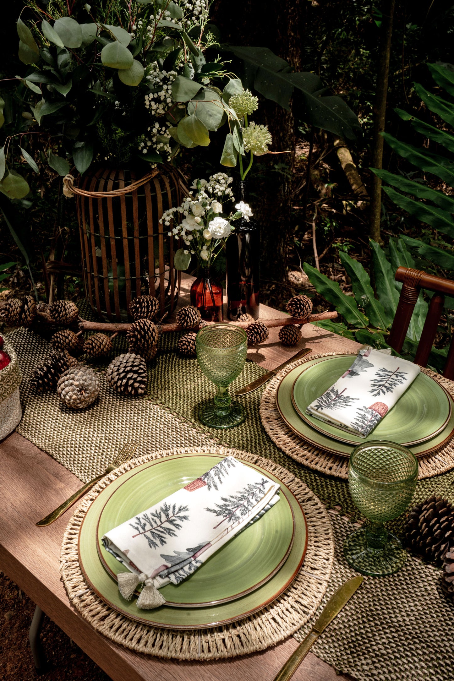 Green Fique Table Runner