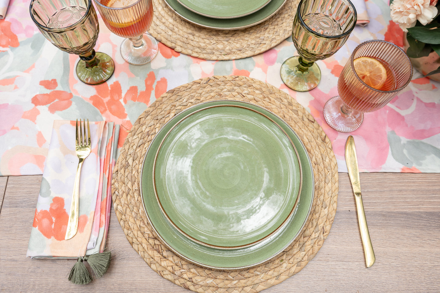Botanique Table Runner