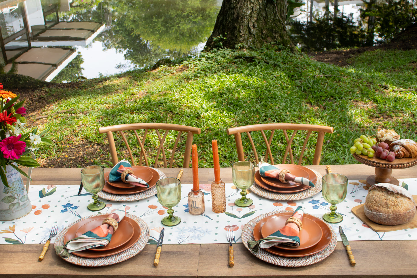 Botanica Table Runner