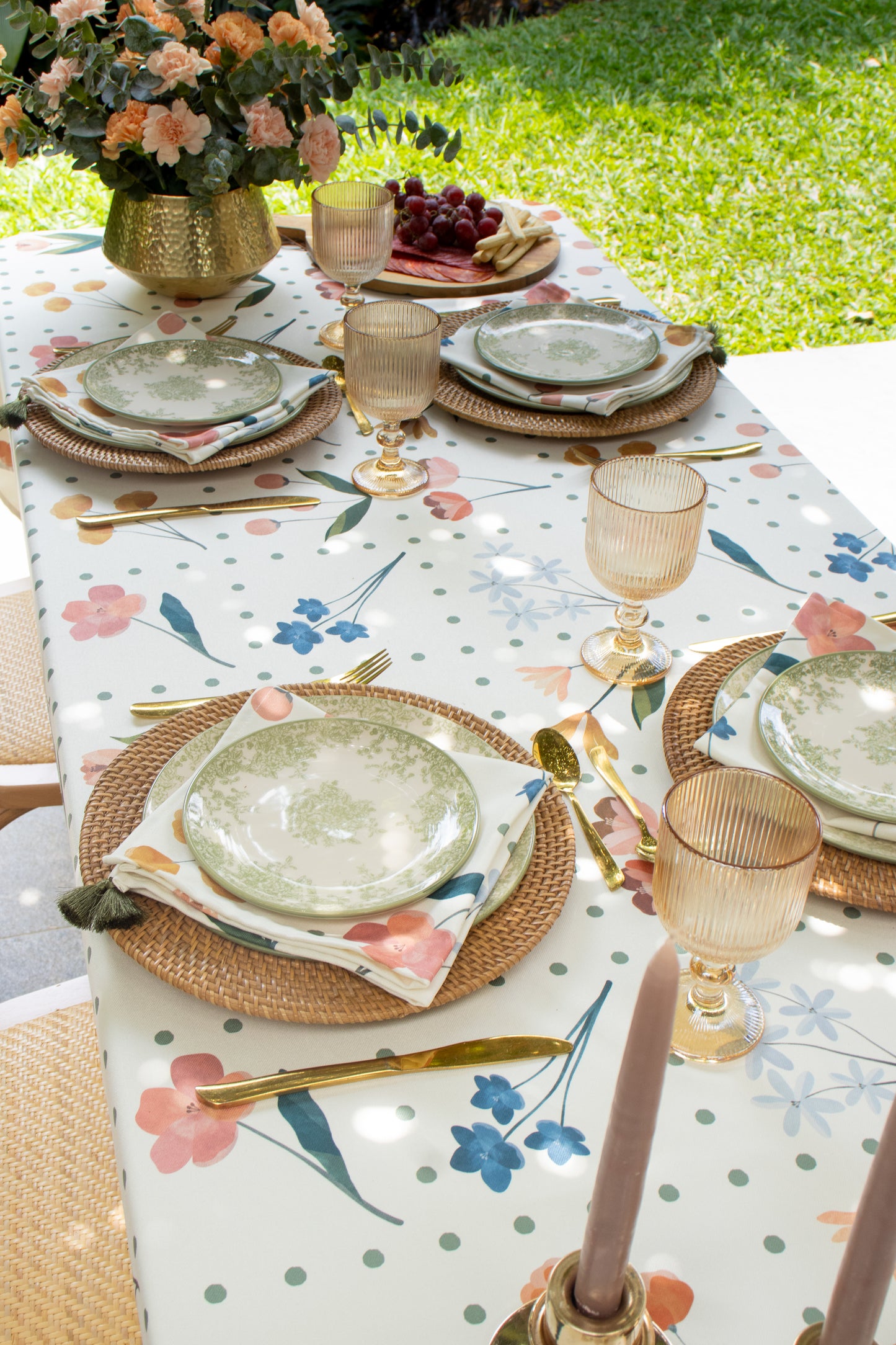 Botanica Tablecloth