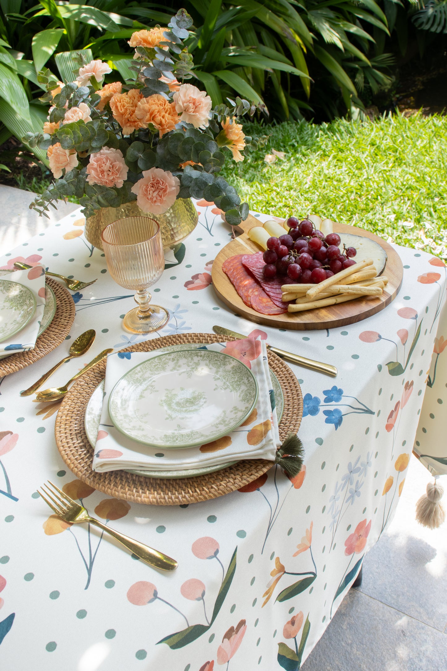 Botanica Tablecloth