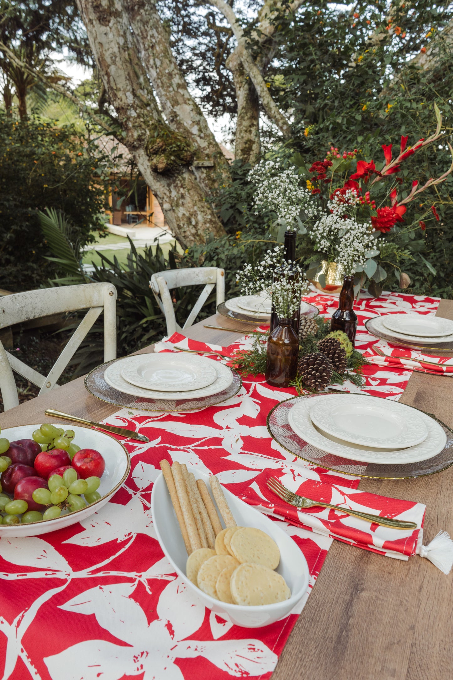 Carmine Table Runner