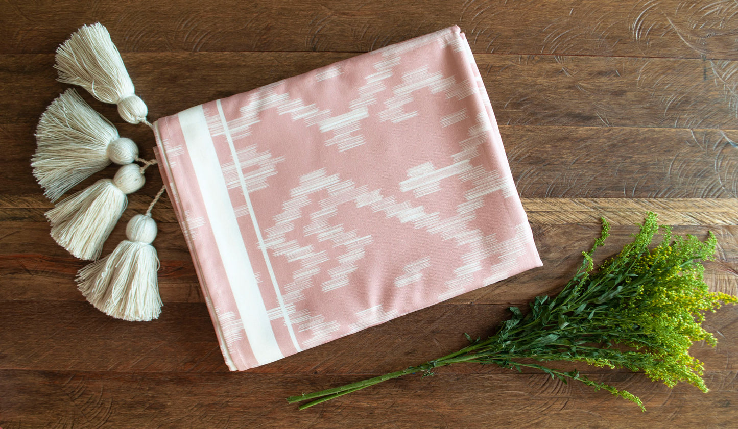 Cala Palo Rosa Tablecloth