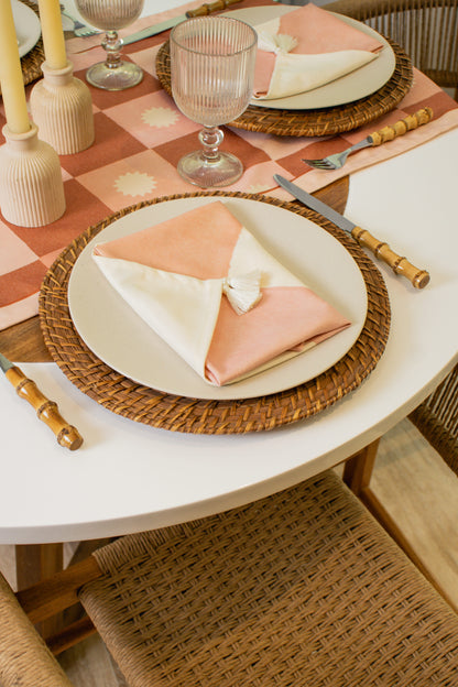 Grid Table Runner
