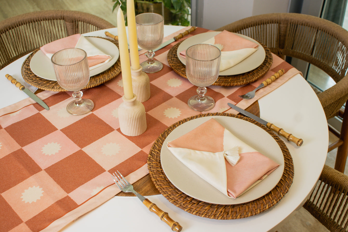 Grid Table Runner