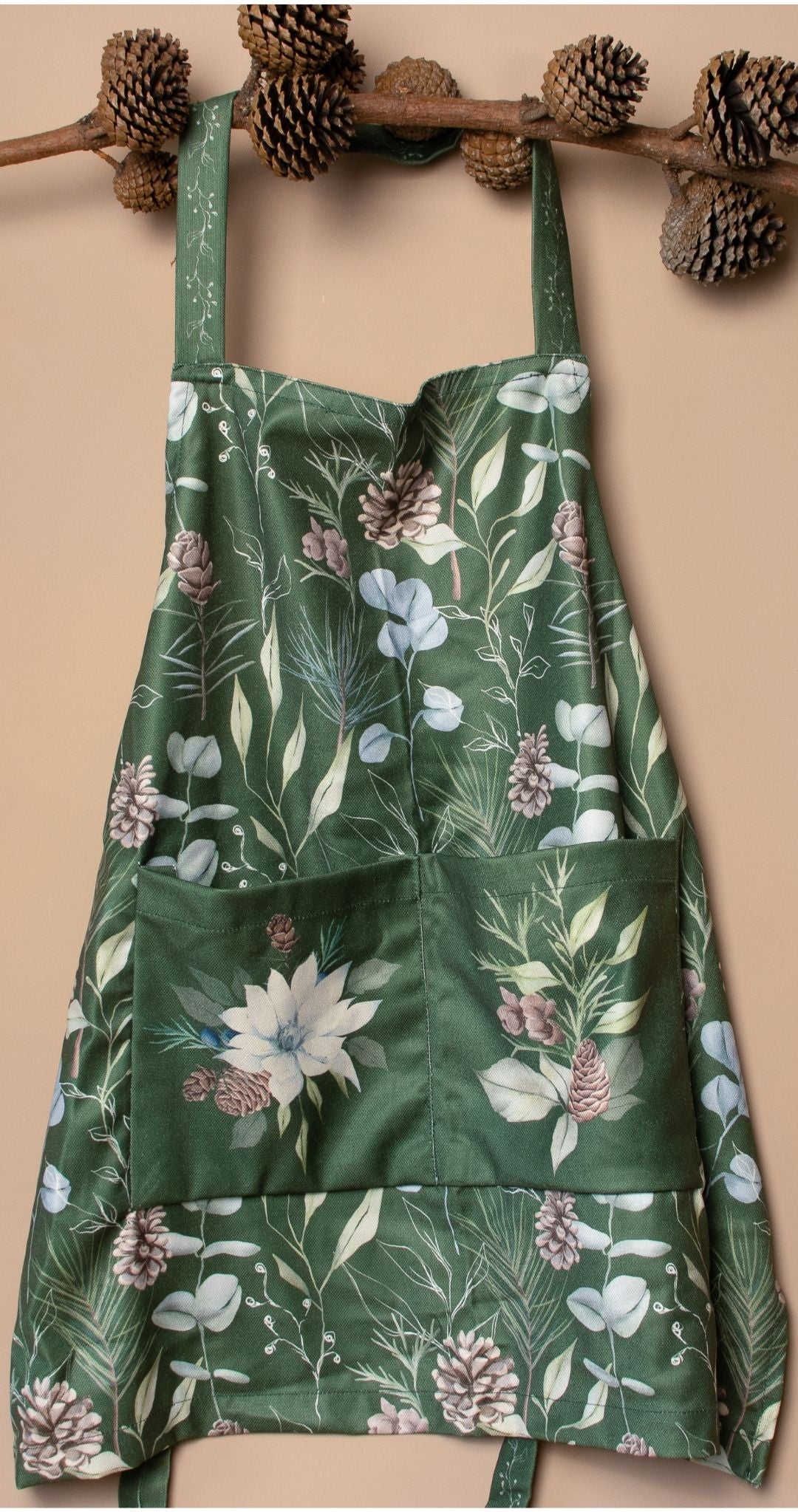 Evernight Apron