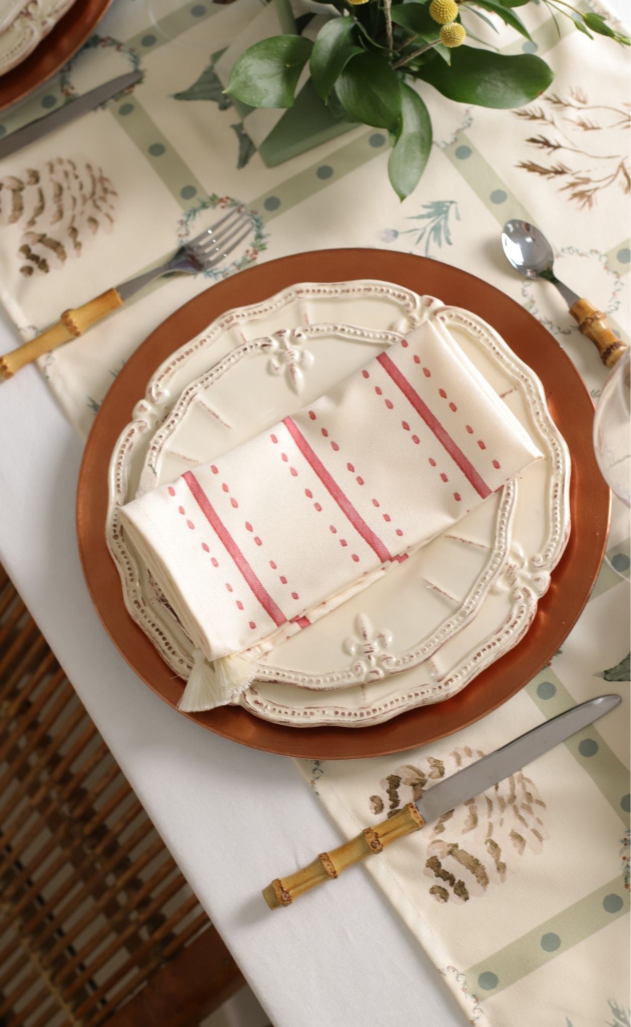 Red Line Napkins