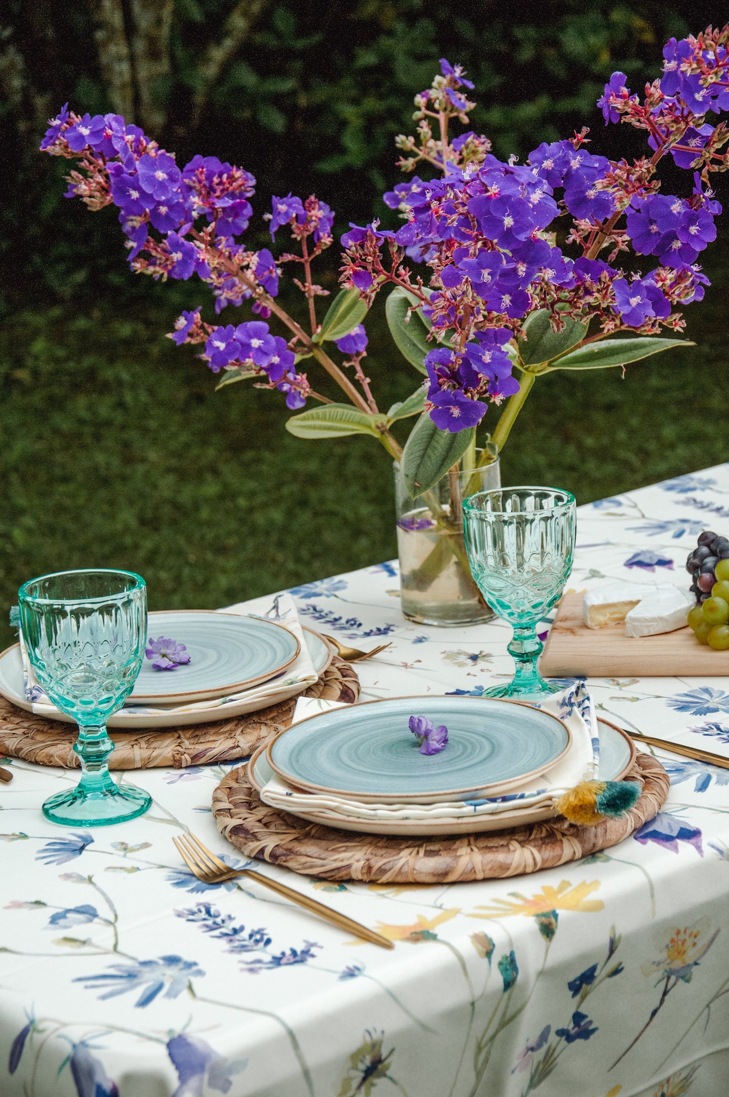 Violette Tablecloth